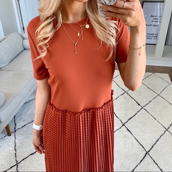 Zara pleated contrast dress NWT - Picture 5 of 7